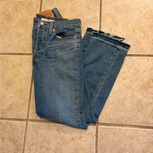 Levi's Blue Ankle & Cropped Jeans